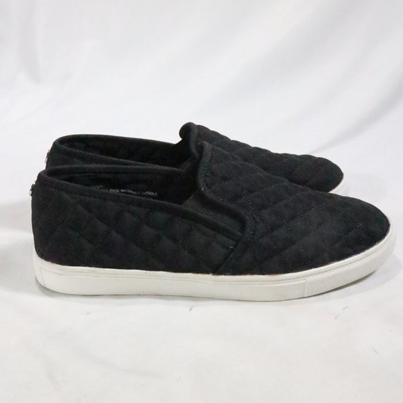 MOSSIMO SUPPLY CO. Wmns Quilted Puffer Slip On Shoes - Picture 5 of 12